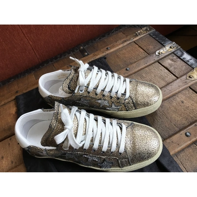 Pre-owned Saint Laurent Court Leather Trainers In Gold