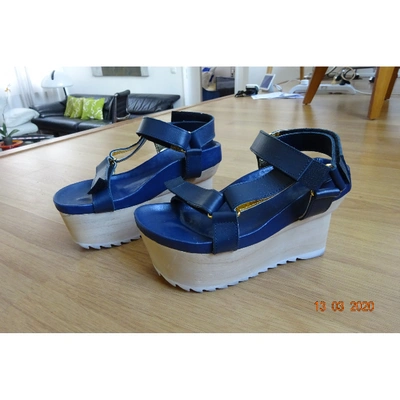Pre-owned Sacai Navy Leather Sandals
