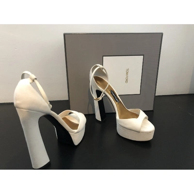Pre-owned Tom Ford White Suede Sandals