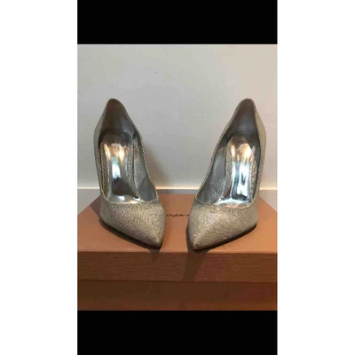 Pre-owned Gianvito Rossi Silver Glitter Heels