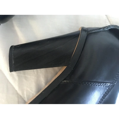 Pre-owned Chloé Patent Leather Biker Boots In Black