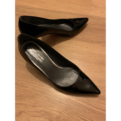 Pre-owned Stuart Weitzman Patent Leather Heels In Black