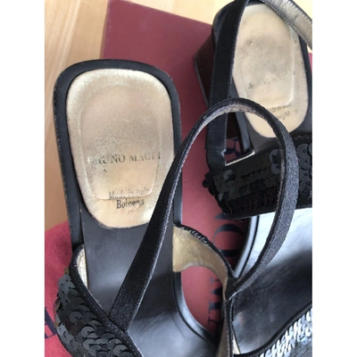 Pre-owned Bruno Magli Black Glitter Sandals