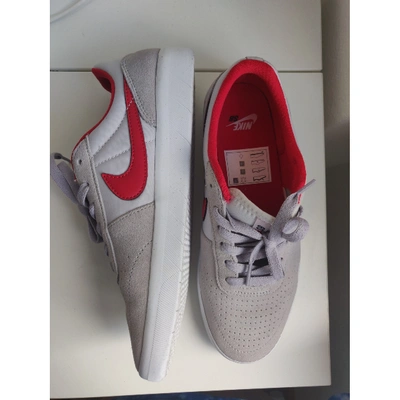 Pre-owned Nike Grey Suede Trainers