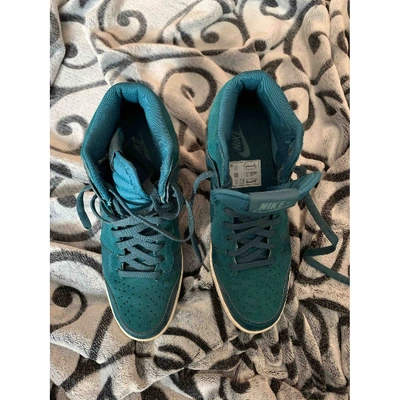 Pre-owned Nike Green Suede Trainers