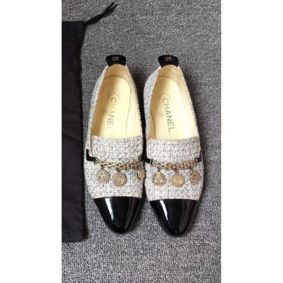 Pre-owned Chanel Tweed Flats In Multicolour