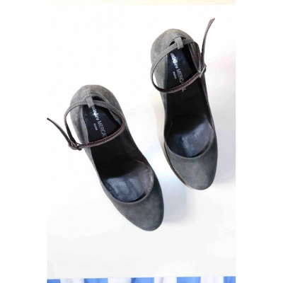 Pre-owned Atelier Mercadal Anthracite Suede Heels