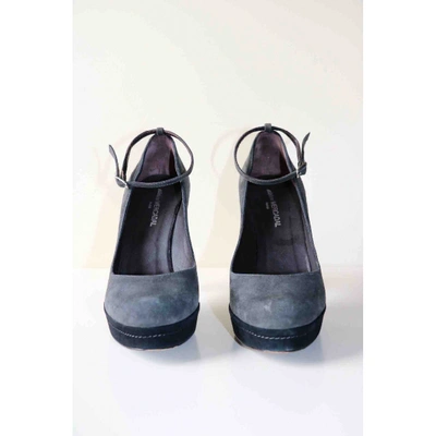 Pre-owned Atelier Mercadal Anthracite Suede Heels