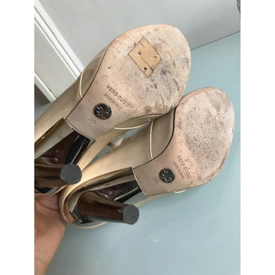 Pre-owned Dolce & Gabbana Patent Leather Heels In Beige