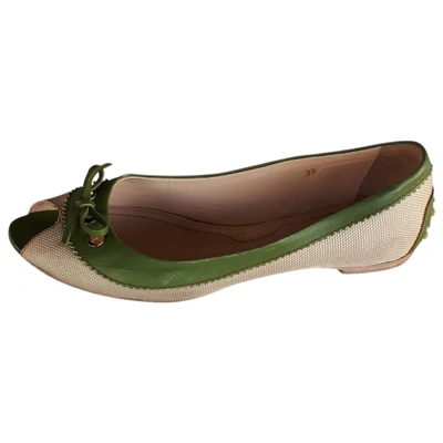 Pre-owned Tod's Leather Ballet Flats In Green