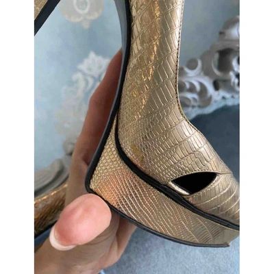 Pre-owned Saint Laurent Janis Gold Leather Heels