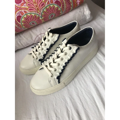 Pre-owned Tory Sport Patent Leather Trainers In White