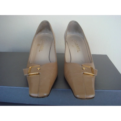 Pre-owned Chanel Leather Heels In Camel