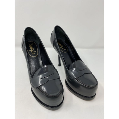 Pre-owned Saint Laurent Patent Leather Heels In Grey