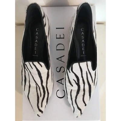 Pre-owned Casadei Pony-style Calfskin Flats In White