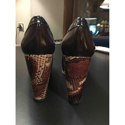 Pre-owned Carven Leather Heels In Brown