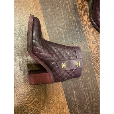 Pre-owned Chanel Leather Boots In Burgundy