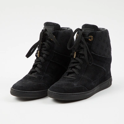 Pre-owned Louis Vuitton Black Suede Trainers
