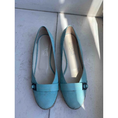 Pre-owned Ferragamo Vara Turquoise Suede Ballet Flats