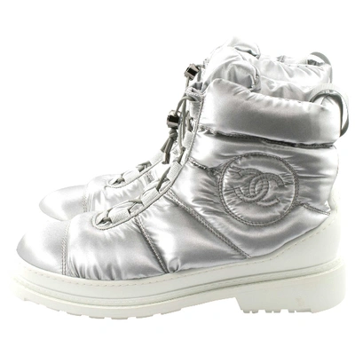 Pre-owned Chanel Silver Cloth Boots