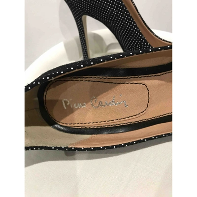 Pre-owned Pierre Cardin Cloth Heels