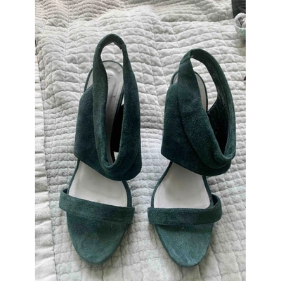 Pre-owned Hoss Intropia Leather Sandals In Green