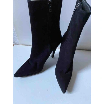 Pre-owned Prada Ankle Boots In Black