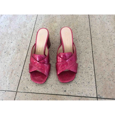 Pre-owned Marc Jacobs Patent Leather Mules In Pink