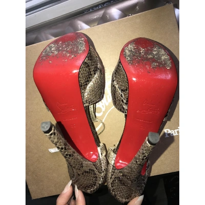 Pre-owned Christian Louboutin Gold Python Sandals