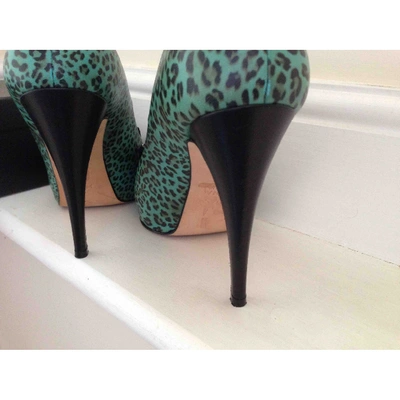 Pre-owned Gina Leather Heels In Green
