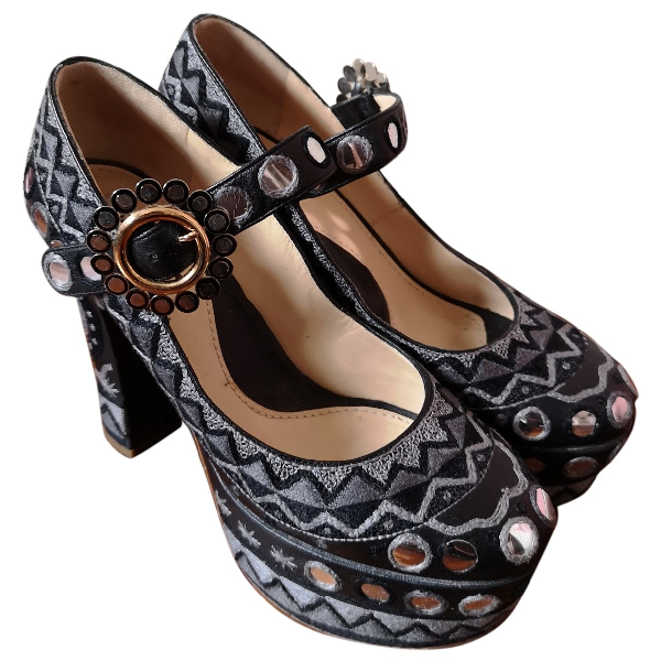 moschino heels