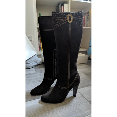 Pre-owned Moschino Boots In Brown