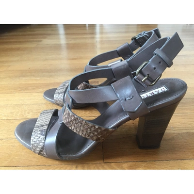 Pre-owned Sartore Leather Sandals