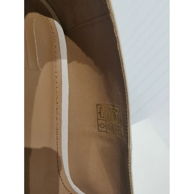 Pre-owned Flattered Leather Heels In Beige