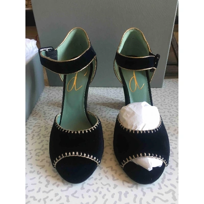 Pre-owned Paola D'arcano Blue Velvet Sandals