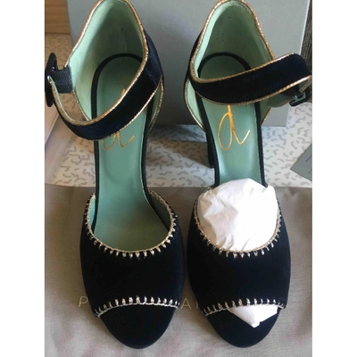 Pre-owned Paola D'arcano Blue Velvet Sandals