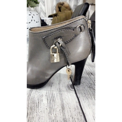 Pre-owned Dolce & Gabbana Leather Ankle Boots In Grey