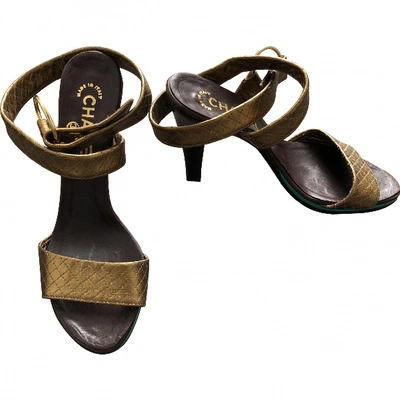 Pre-owned Chanel Leather Sandals In Gold