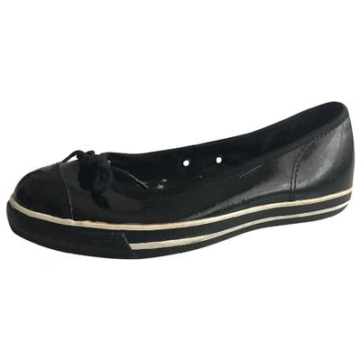 Pre-owned Converse Leather Ballet Flats In Black