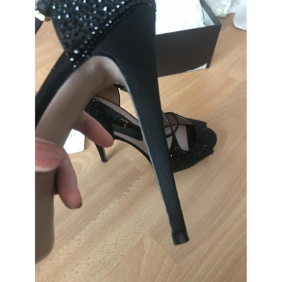 Pre-owned Gucci Black Cloth Sandals