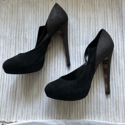 Pre-owned Georgina Goodman Heels In Black