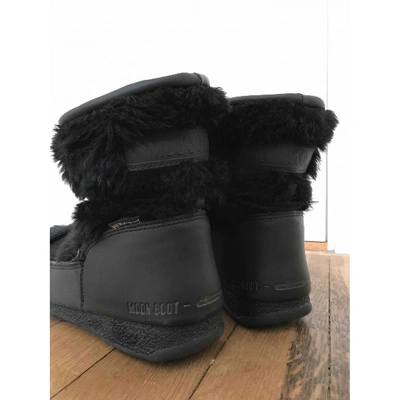 Pre-owned Moon Boot Black Faux Fur Boots