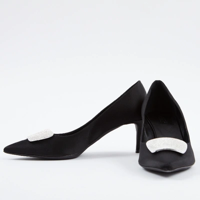 Pre-owned Giambattista Valli Cloth Heels In Black