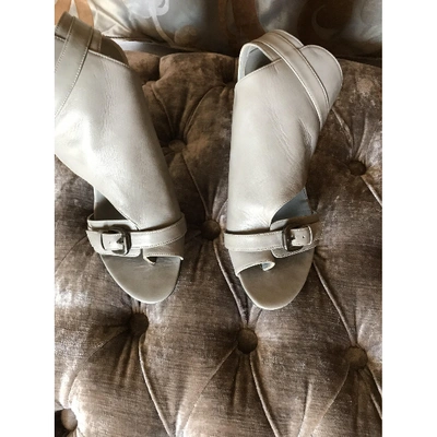 Pre-owned Karl Leather Heels In Grey