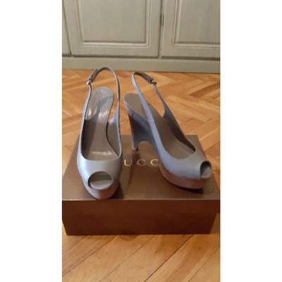 Pre-owned Gucci Leather Sandals In Grey