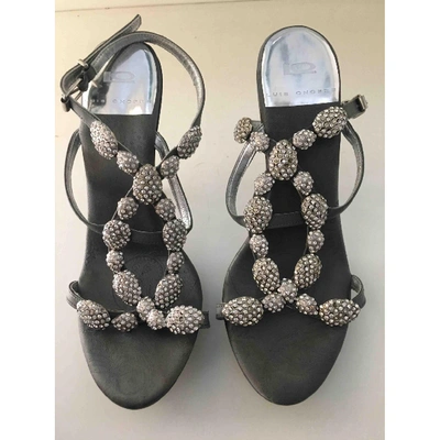 Pre-owned Luis Onofre Grey Cloth Heels