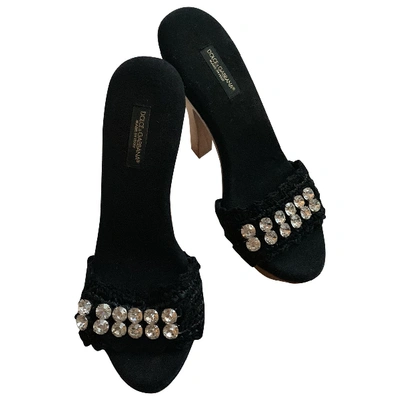 Pre-owned Dolce & Gabbana Mules & Clogs In Black