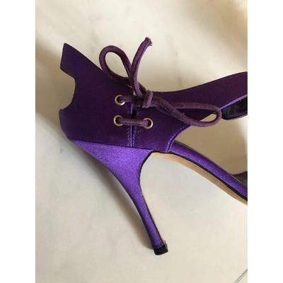 Pre-owned Manolo Blahnik Cloth Sandals In Purple