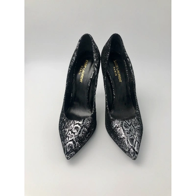 Pre-owned Saint Laurent Zoe Heels In Black