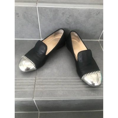 Pre-owned Christian Louboutin Leather Flats In Black